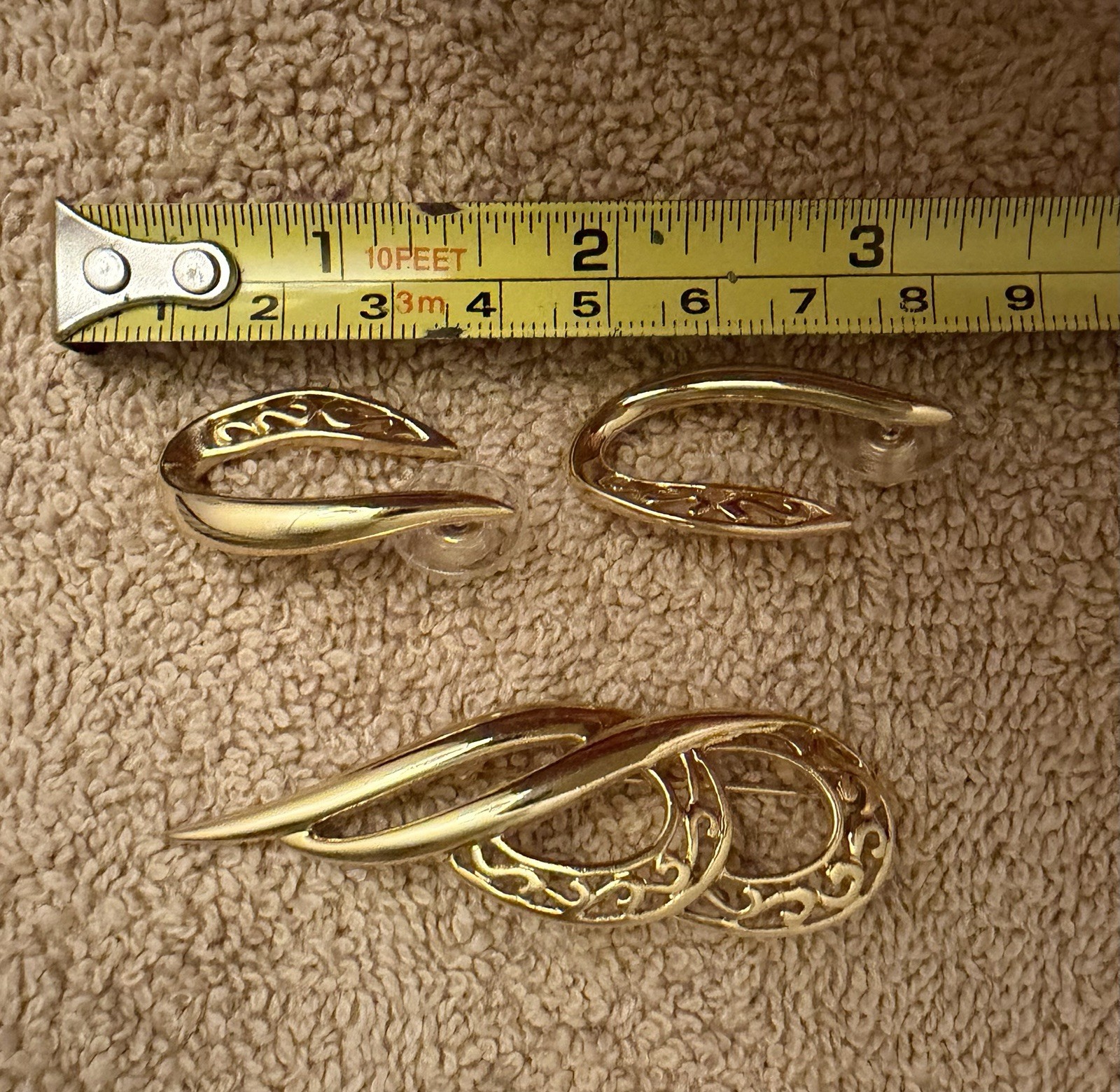 Vintage Trifari Filigree Brooch Pin + Stud Earrings (3pc Matching Set, Signed)