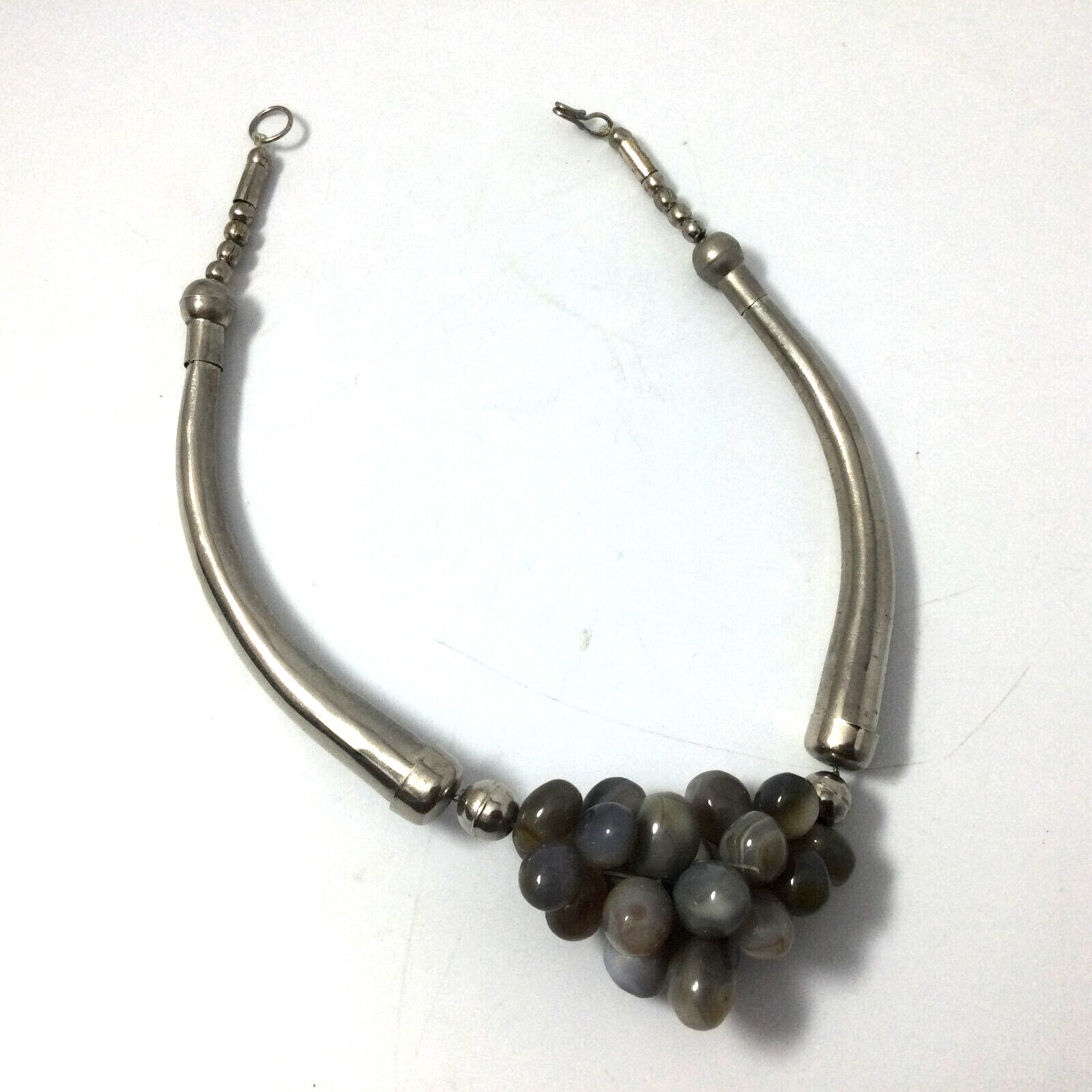 Vintage Necklace Choker Silver Metal Agate Grapes Pendant Gray Stone 15″