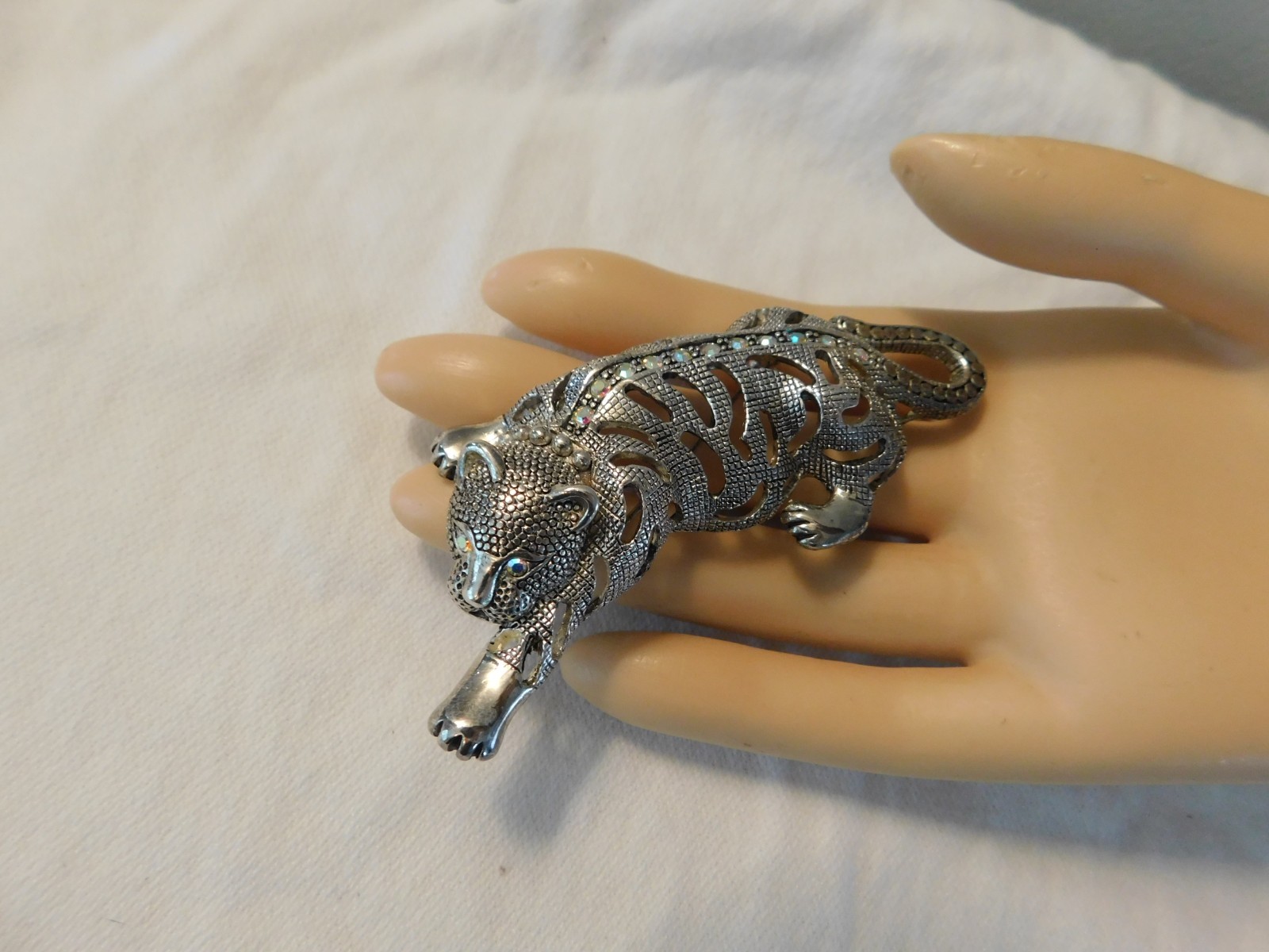 Tiger Panther Brooch Aurora Borealis Crystal Rhinestones Vintage Pin