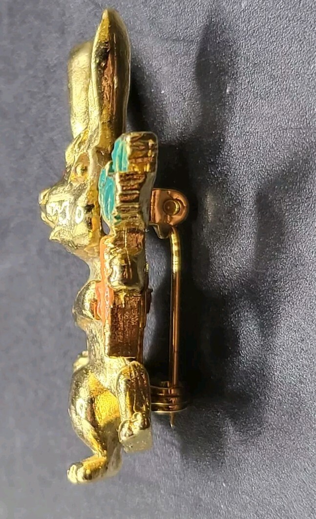 Vintage Gold Tone Bunny Rabbit Holding Carrot Enamel Brooch Pin