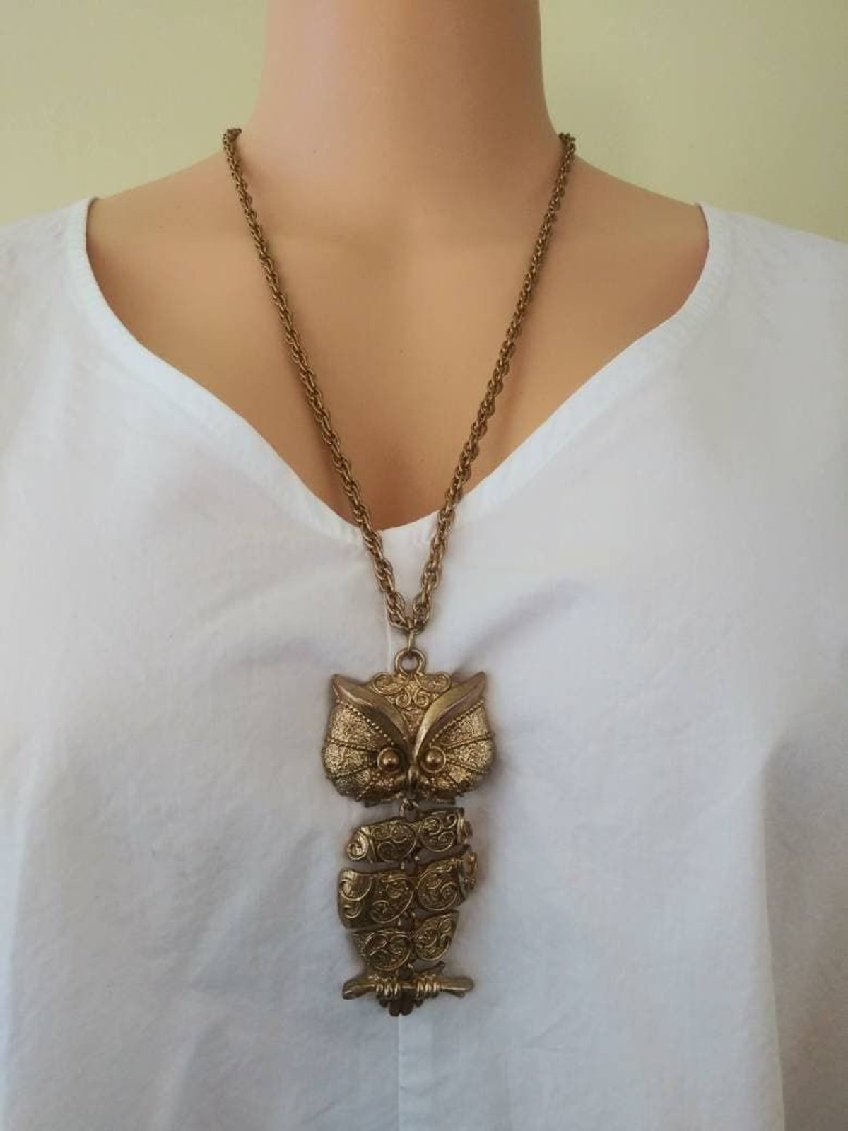 Vintage JJ 1970s articulated owl necklace / seventies chain link owl