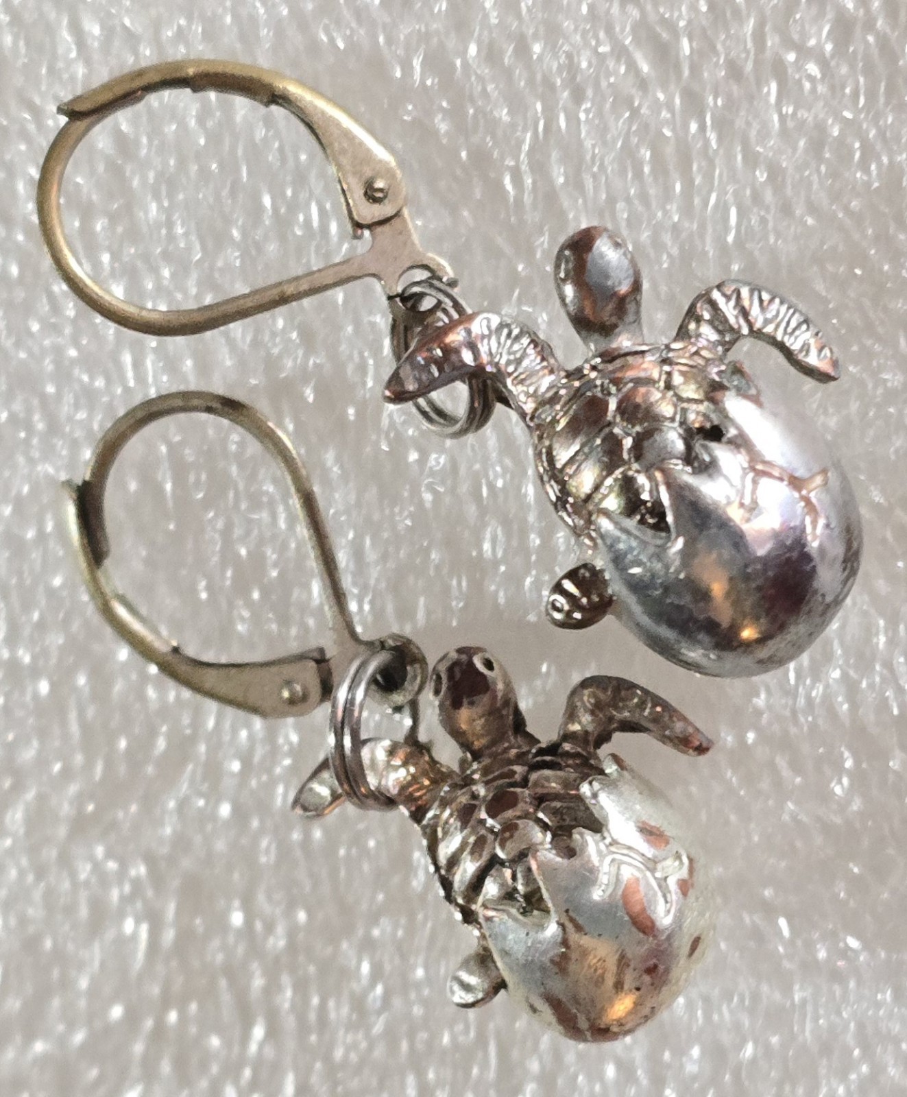 Vintage Silver Tone Figural Baby Hatching Turtles Shells Drop Pierced Earrings