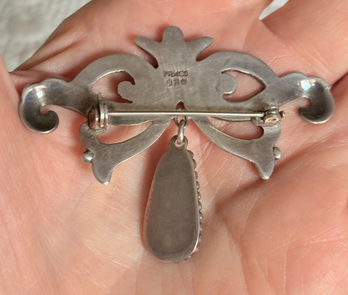 VINTAGE MEXICAN TAXCO 980 SILVER BROOCH W/AMETHYST BEADED HANGING PENDANT