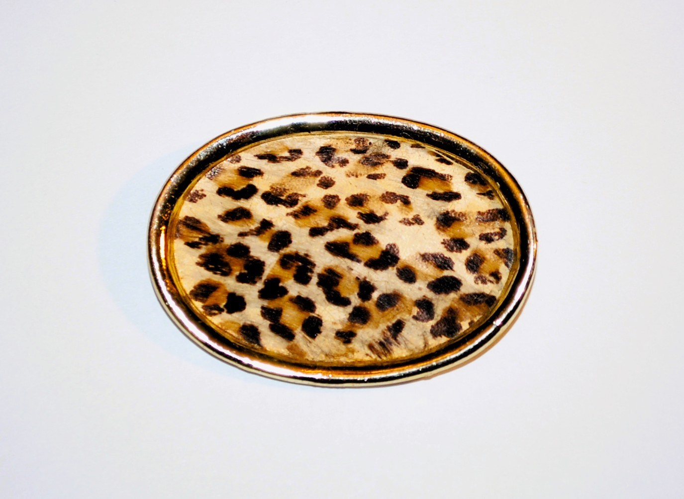 Vintage Leopard Print Faux Fur & Gold Tone Metal Oval Fashion Brooch Pin *MCM*