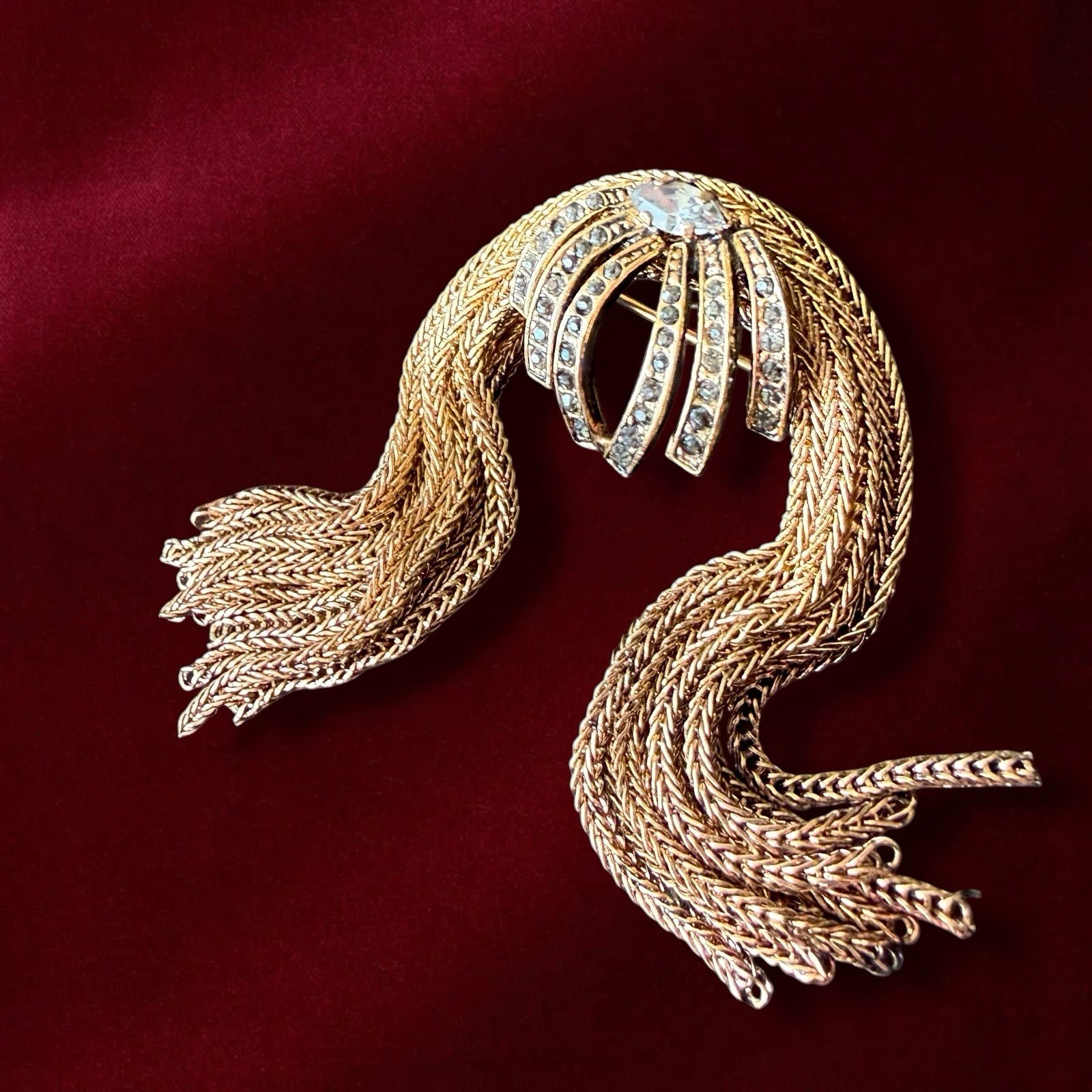 Tassel Brooch Gold Tone Rhinestone Mid Century Vintage Pin Fringe Waterfall