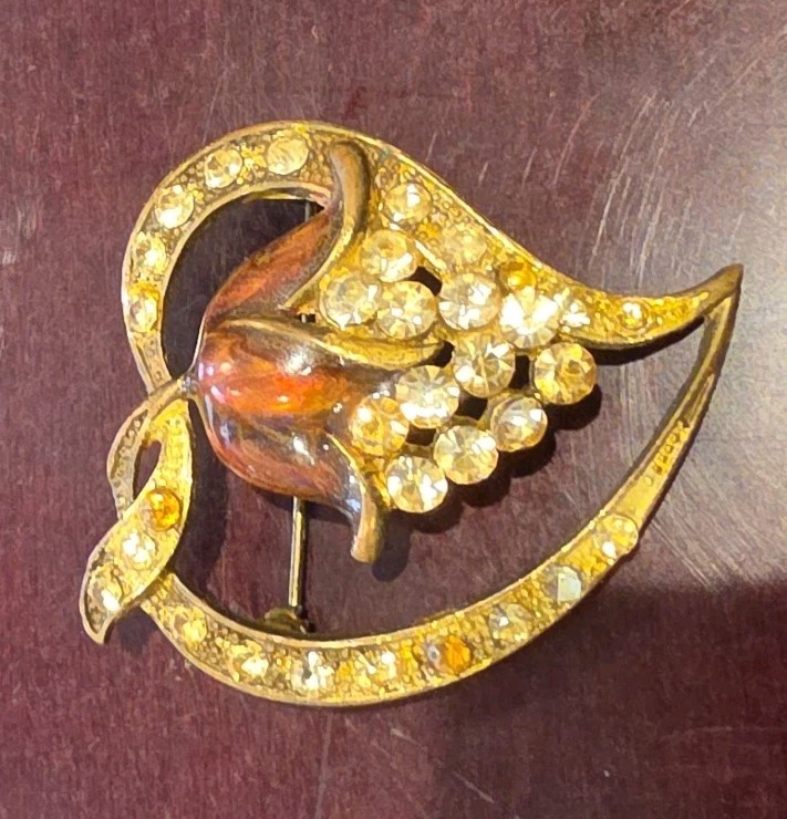 Vintage Gold Tone Tulip Grape Cluster Rhinestone Brooch Pin Enamel Crescent