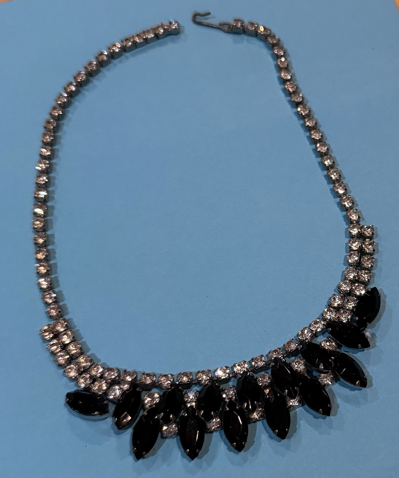 40’s Vintage Black & Clear Rhinestone Adjustable Necklace Earring Set