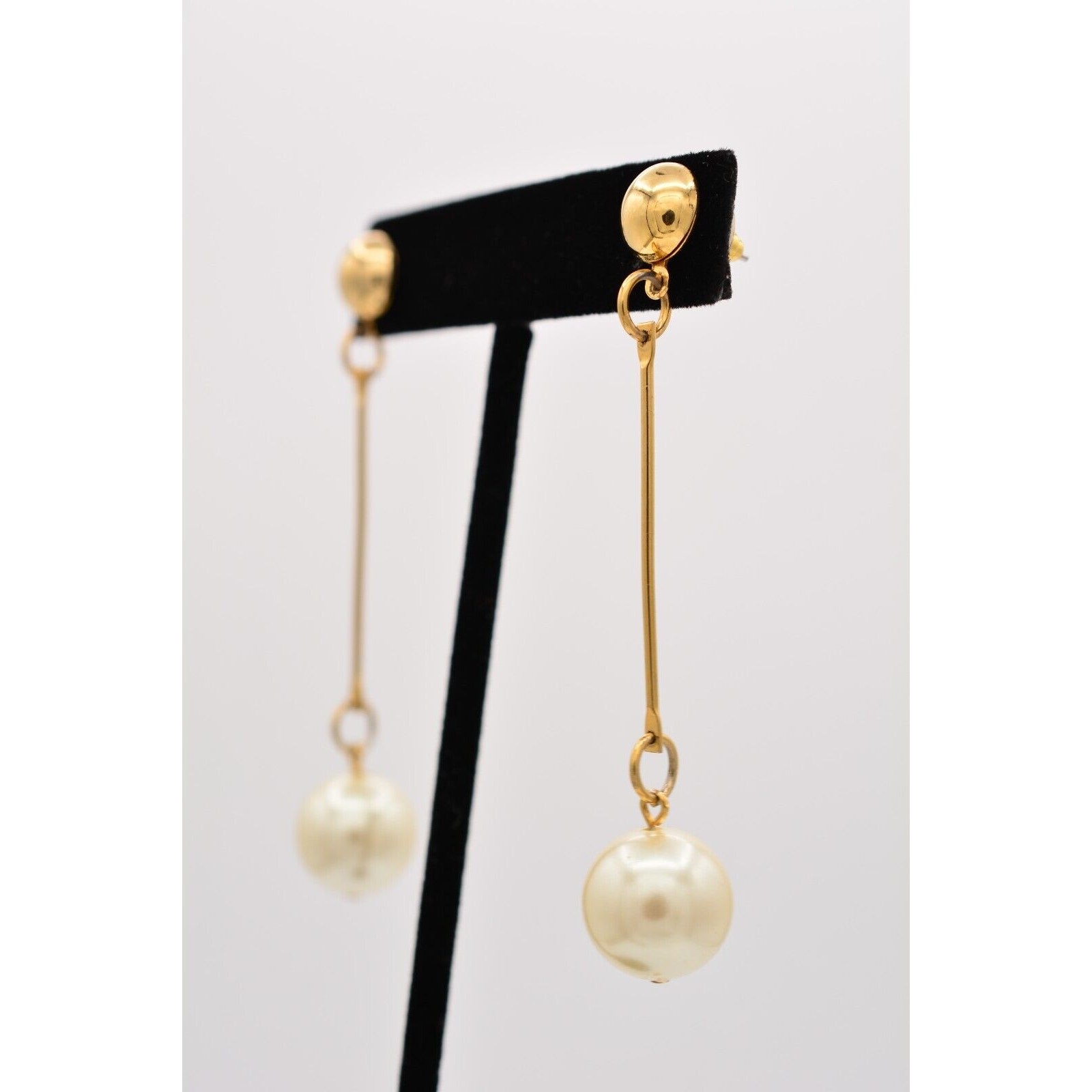 Vintage Dangle Earrings Long Round Faux Pearl Drop White Chunky 1990s BinZ