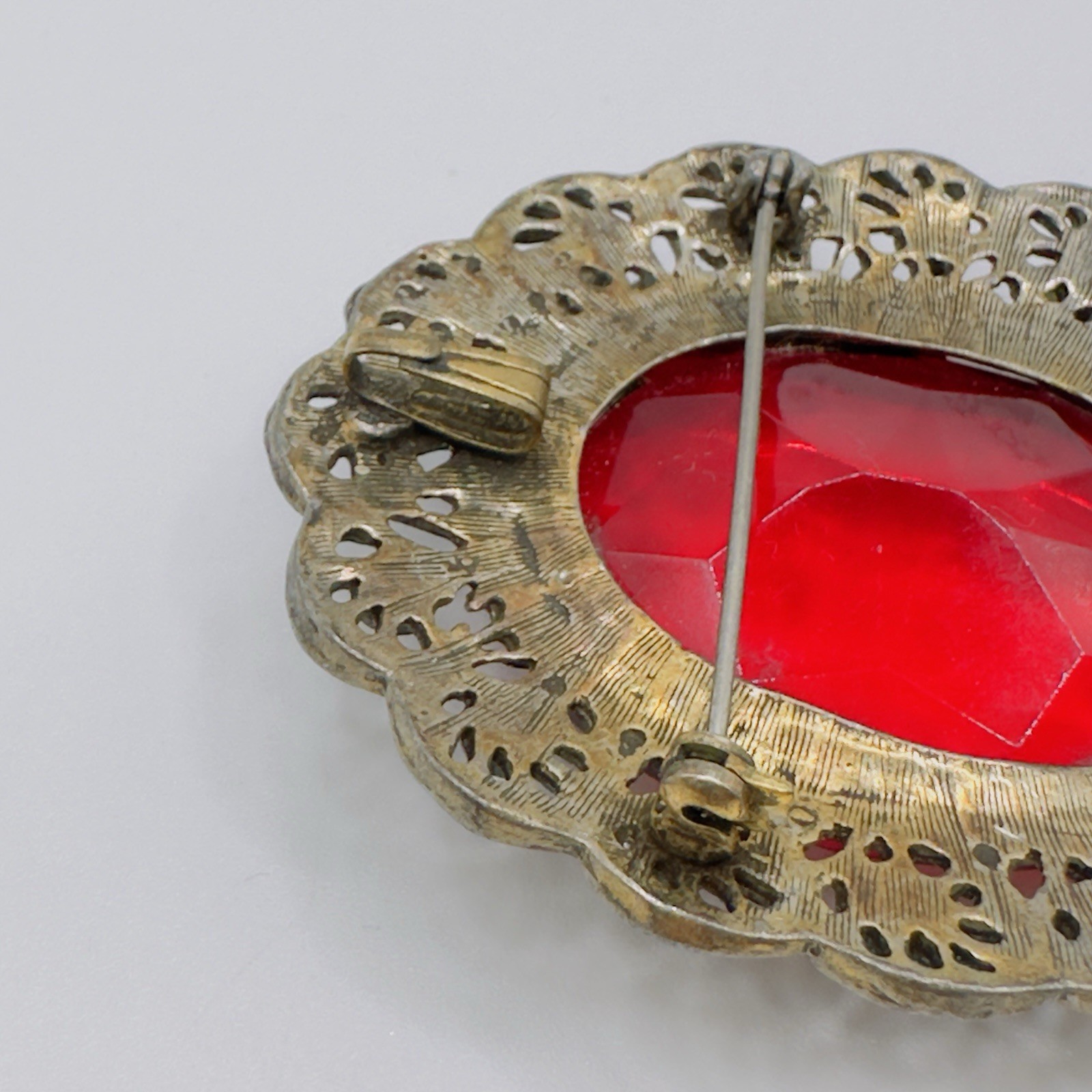 Vintage Red Glass Brooch Pendant Victorian Revival Antiqued Gold 2.75″ *READ*