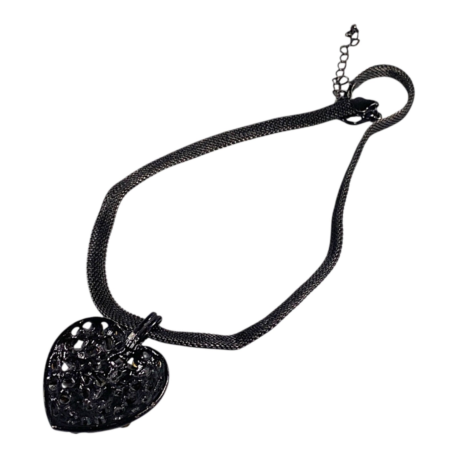 Goth Choker Necklace 15” Black Mesh Chain Heart Pendant Charm Witch Punk Y2K VTG