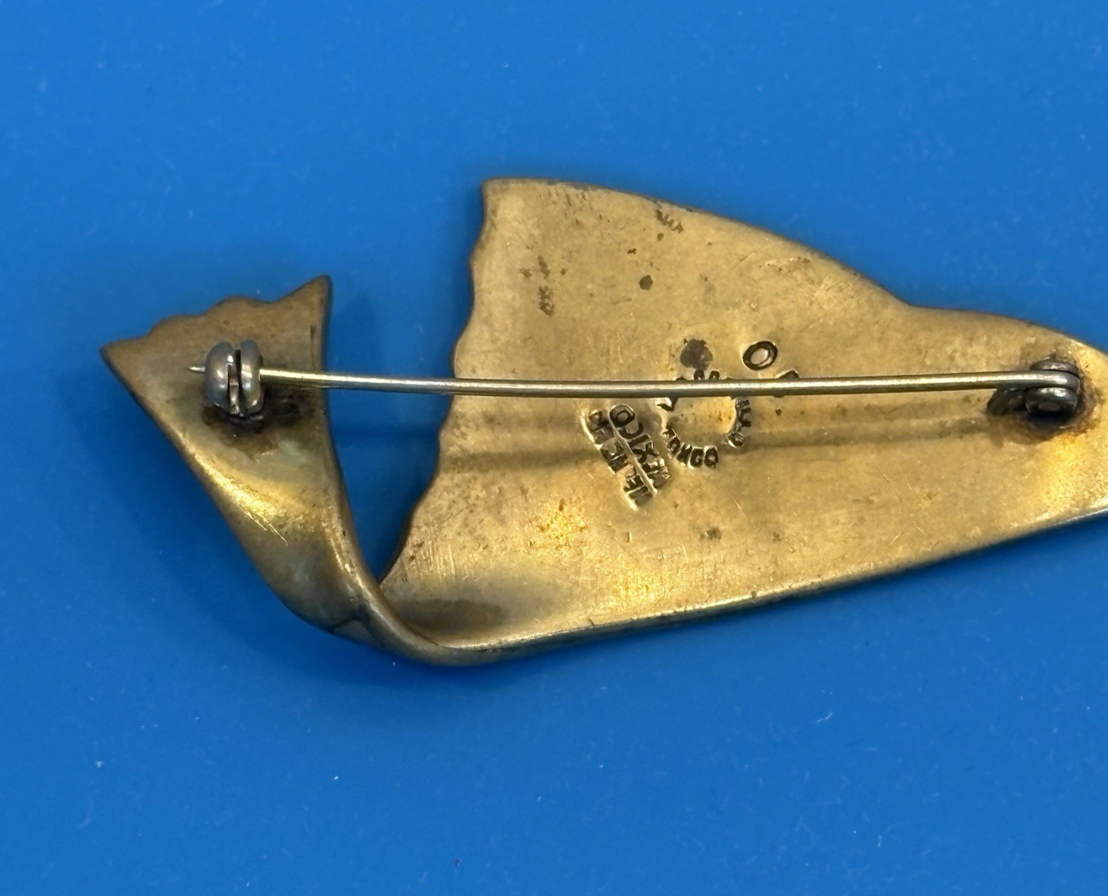 Los Castillo Taxco Mexico Brass Abalone Fish Brooch Pin Signed 2.25″ Vintage