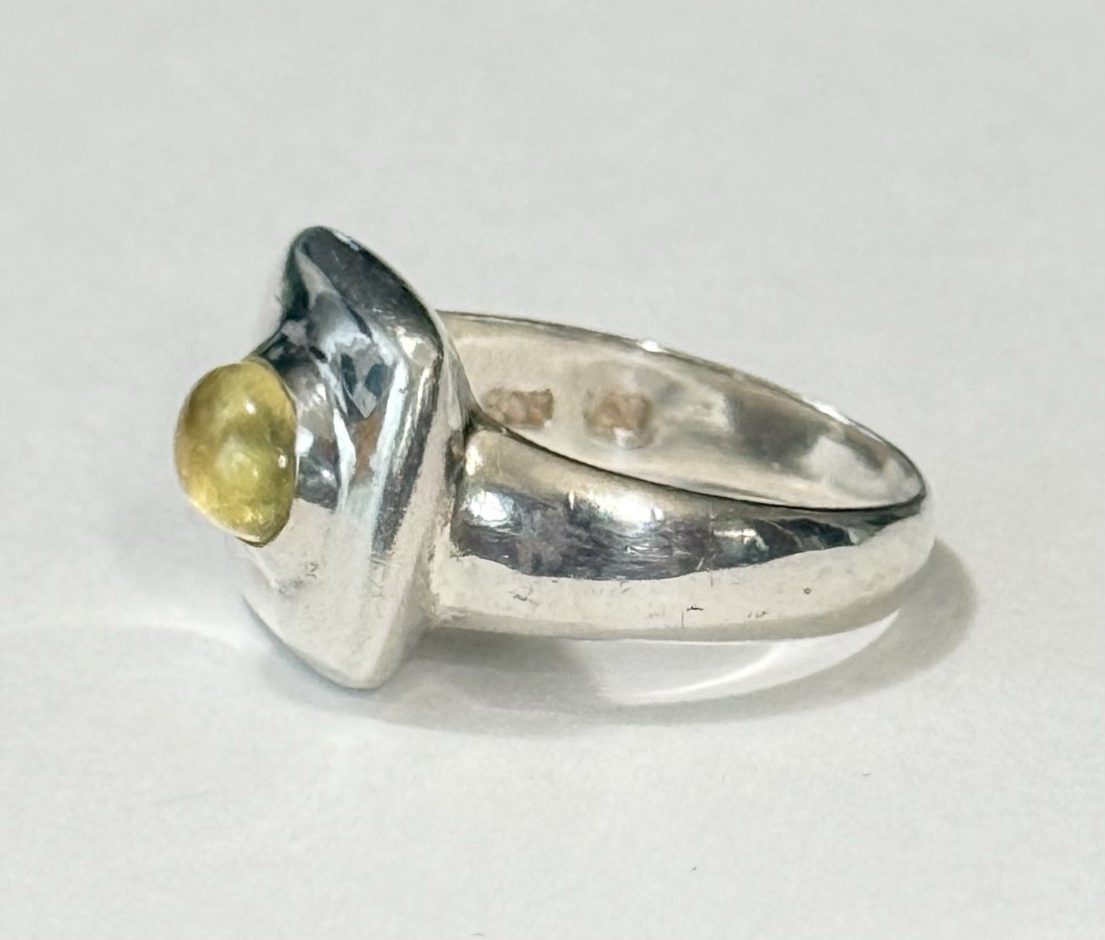 Vintage Modernist Sterling Silver Lemon Amber Cabochon Square Face Ring Size 5.5