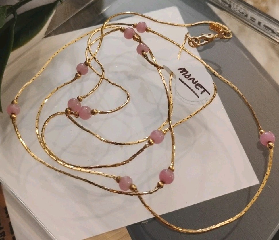 Vintage MONET Gold Tone Dainty Pink Stone (Quartz?) Station 20″ Long Necklace!