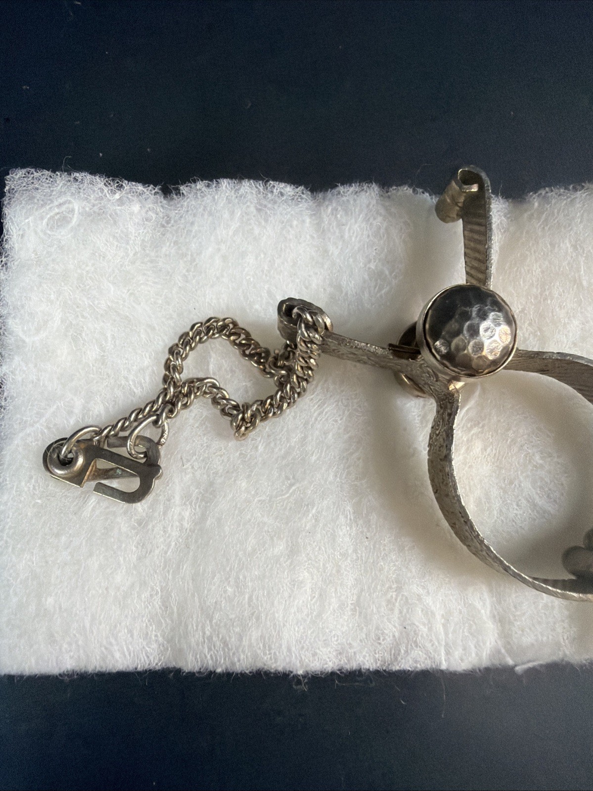 Vintage Silver Tone Metal Purse Glove Clip Holder Handkerchief Scarf Chain