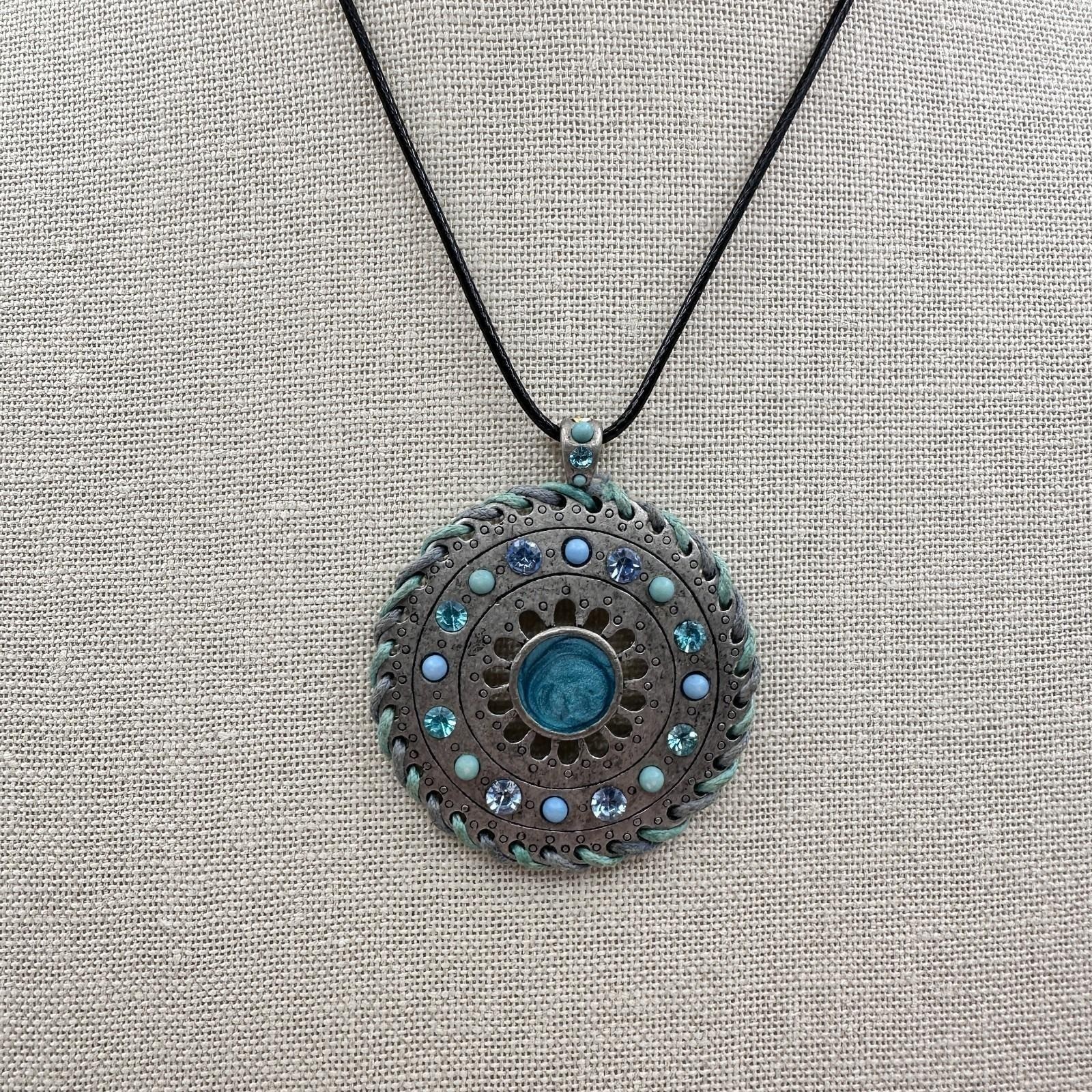 Vintage 90s Teal Blue Beaded Medallion Pendant Necklace Silver Tone Rhinestone
