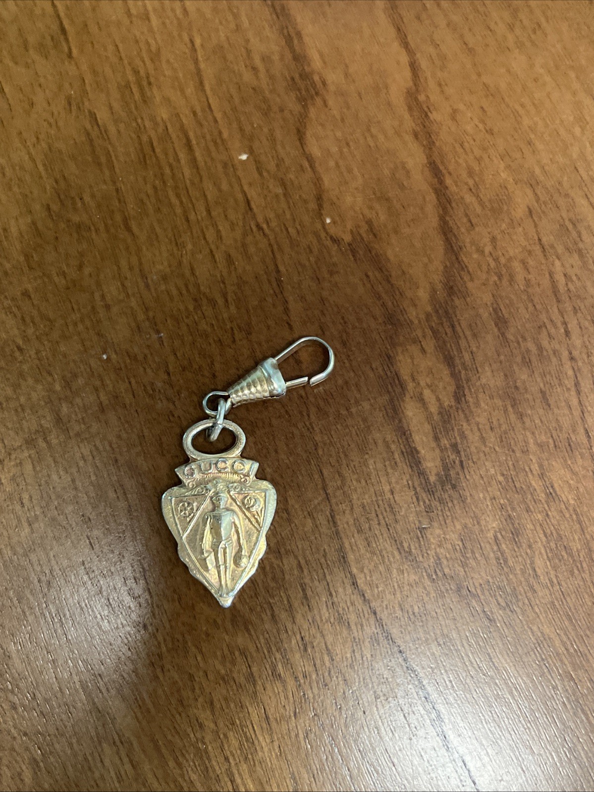 Vintage Gucci Gold Tone Hangtag Zipper Pull Knight Crest Shield Charm Purse Keys