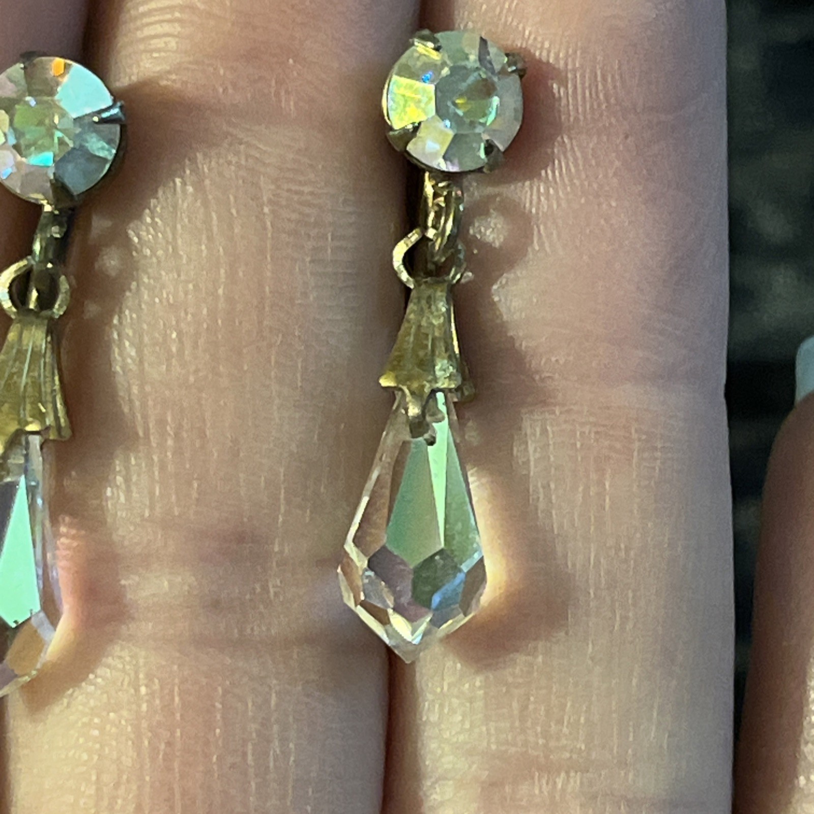 Vintage Goldtone Teardrop Faceted AB Crystal Drop Dangle Screw Back Earrings