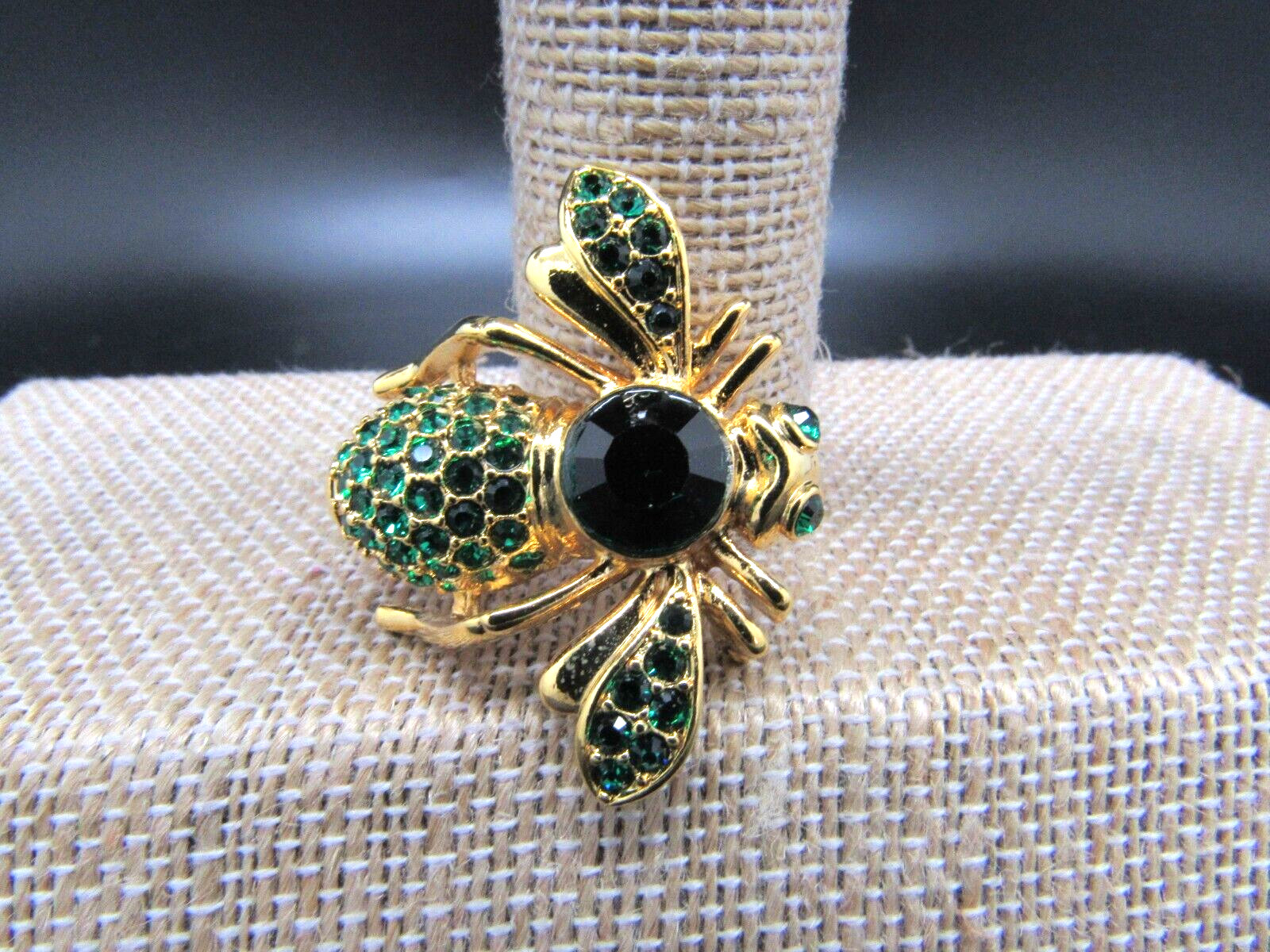 JOAN RIVERS MAY SWARVOSKI CRYSTAL EMERALD BIRTHSTONE BEE BROOCH PIN NEW