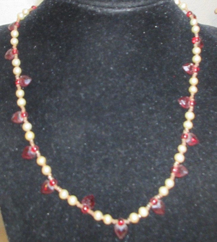 VICTORIAN RED HEARTS & PEARLS NECKLACE~SIGNED
