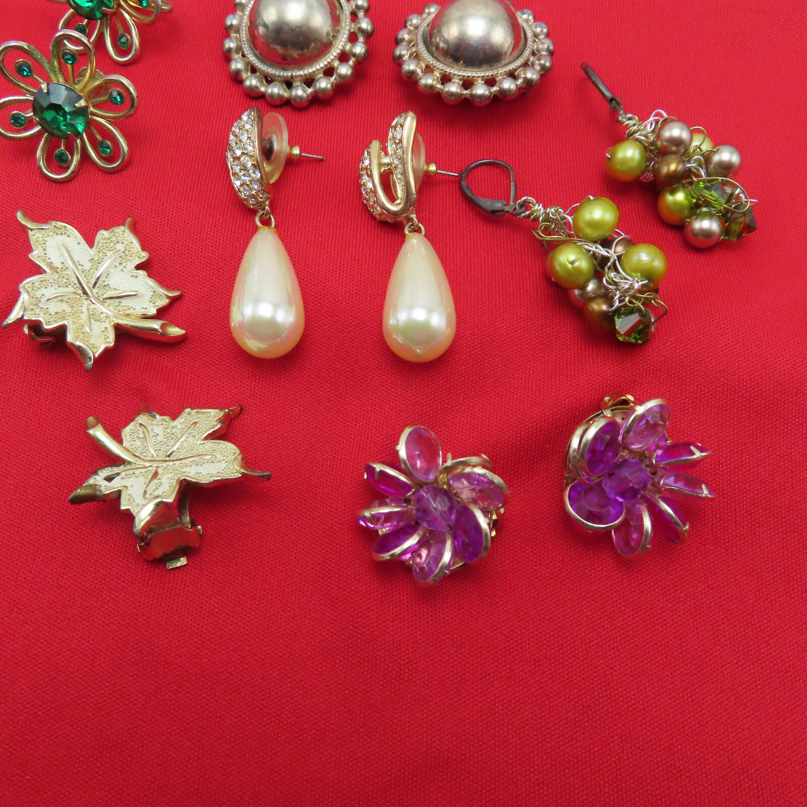 6 Pair Earrings Vintage Signed Purple Green Rhinestone White Leaf Pearl Lot 84c