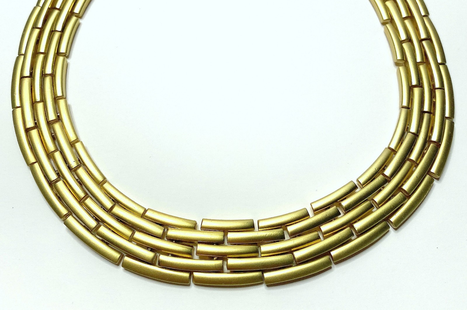 Vintage MONET Matte Gold Tone Finish Wide Designer Statement 14″ Choker Necklace
