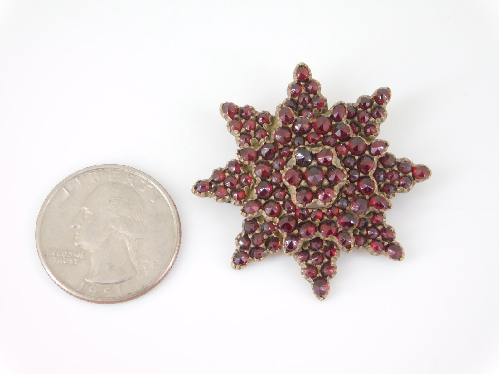 Vintage / Antique Victorian Czech Bohemian Garnet Pin