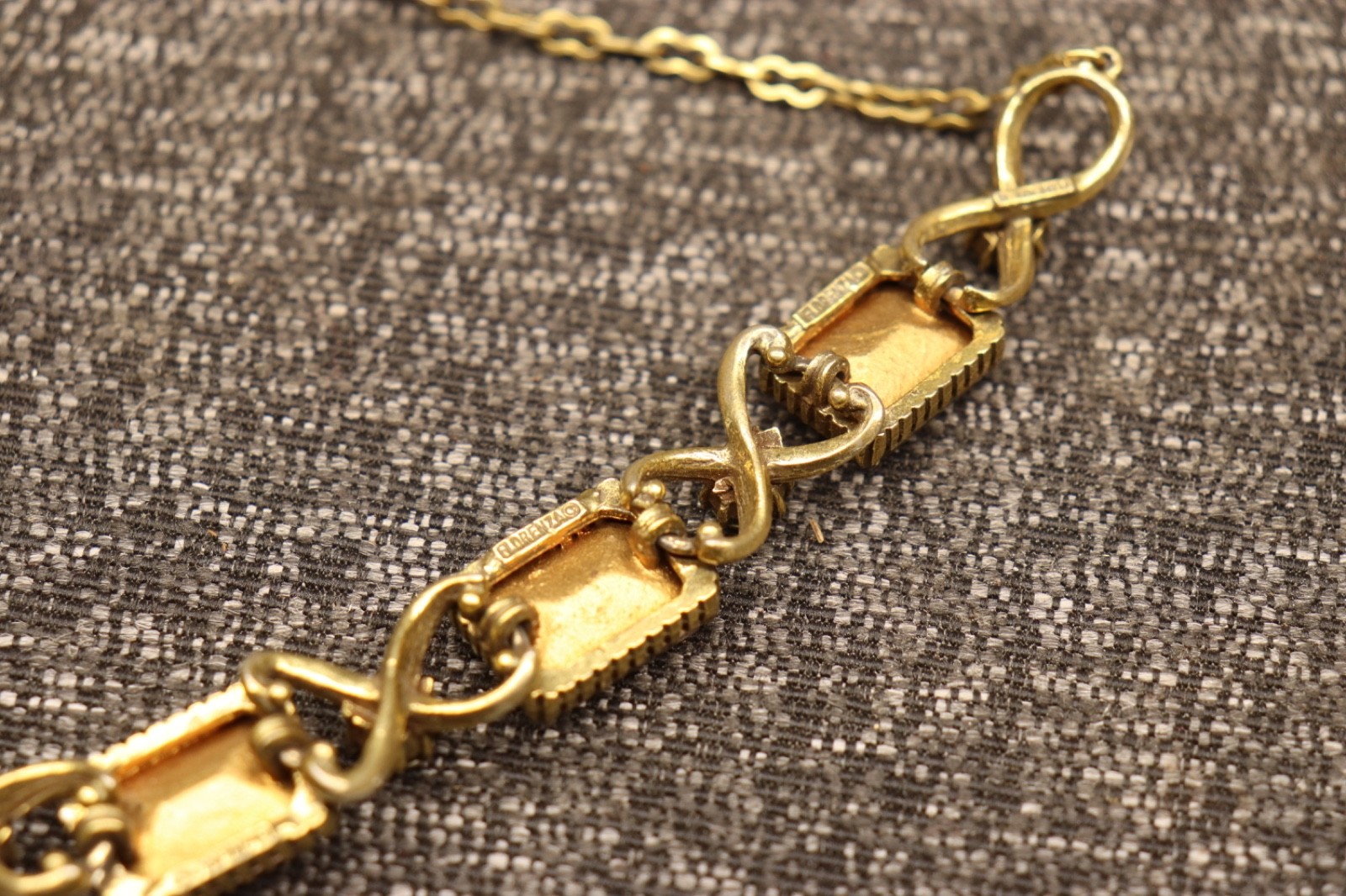 Vintage Florenza Aurora Borealis Lime Green Emerald Cut Runway Necklace