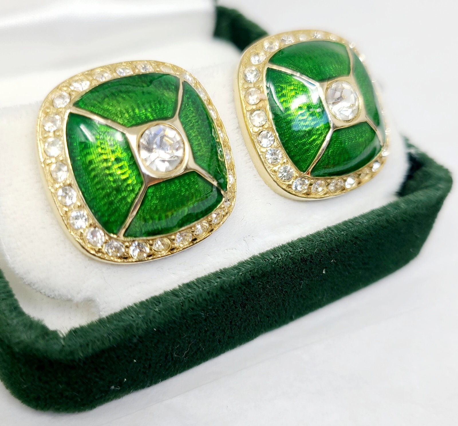 GAY BOYER Gold Tone Enamel and Rhinesto Clip-On Earrings – Estate