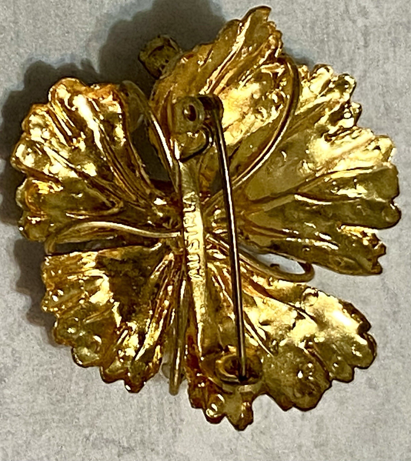 Vintage Gold Tone Brooch Leaf Clear Rhinestones & Pearls Made In Austria