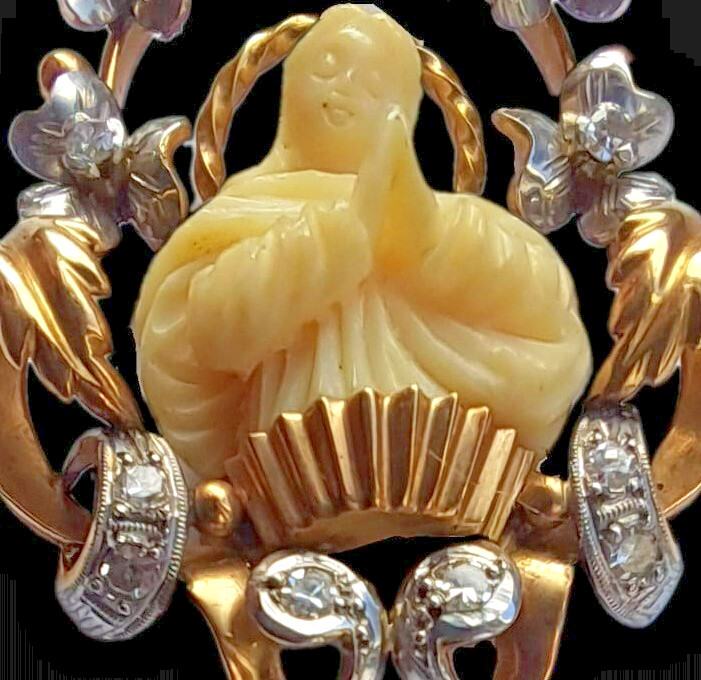 Antique Art Nouveau 18K Gold Virgin Mary Pendant Rose Cut Diamonds c1900