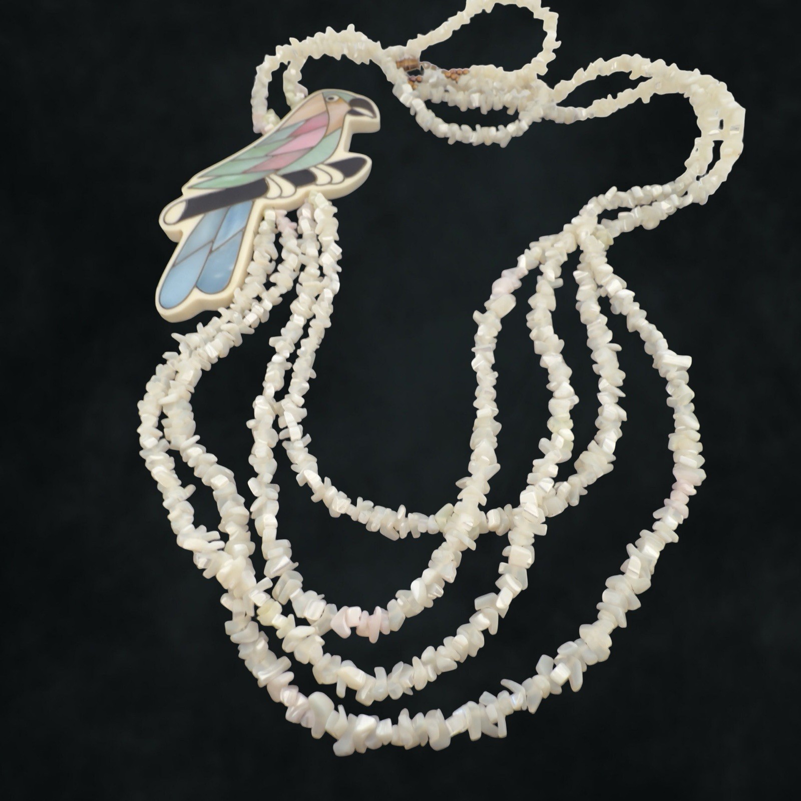 Vintage HUGE 4.5″ Inlay Parrot 🖤 Bird Shell MOP Abalone Shell Layered Necklace