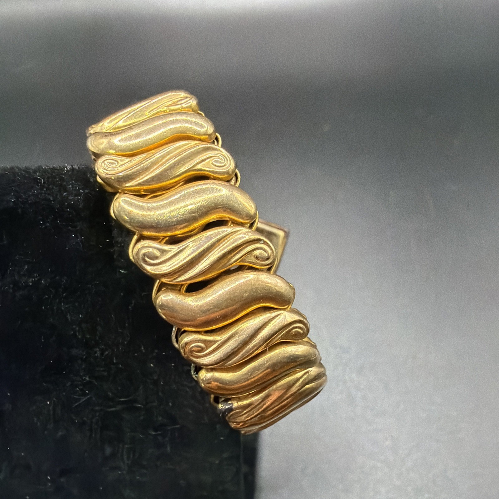 Vintage 1943 Speidel Made Phoenix HEART Expansion Bracelet 5″-7 1/4″ Excellent