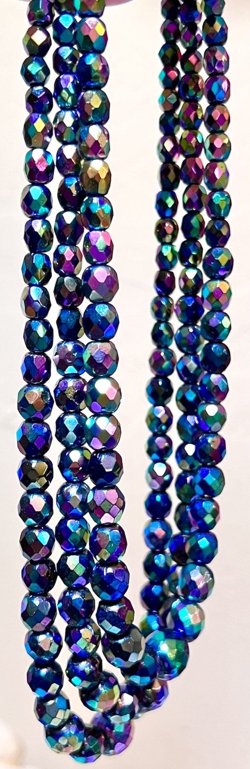 BEAUTIFUL Vintage Iridescent Sparkling Black Peacock Bead 3 Strand Necklace