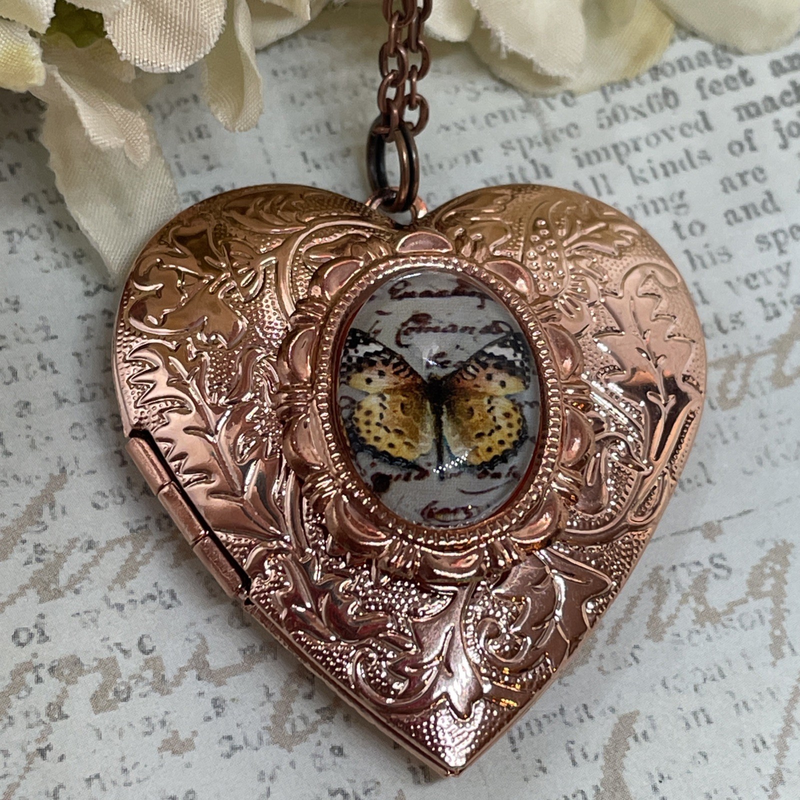 Fancy ROSE Gold Memorial Jewelry Keepsake Photo Locket Necklace Butterfly Urn