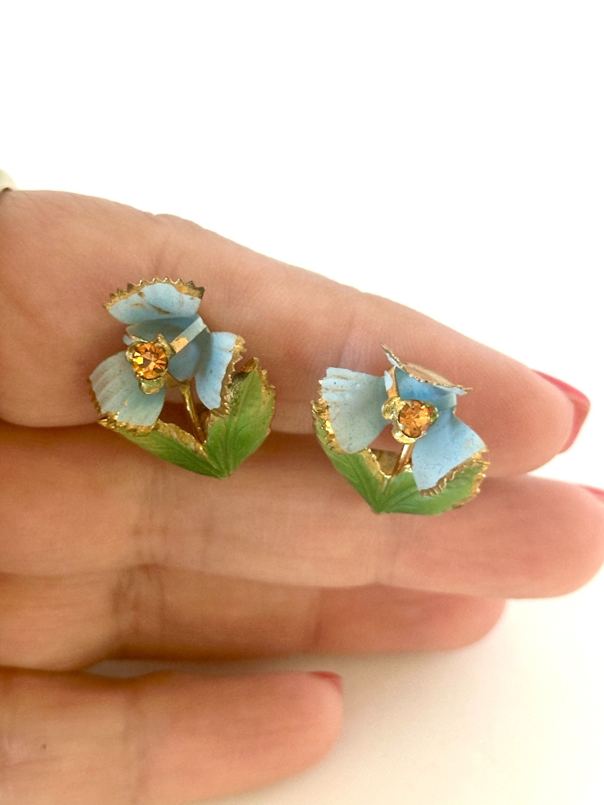 Vintage Austrian Crystal Enamel Flower Clip on Earrings Retro 40s