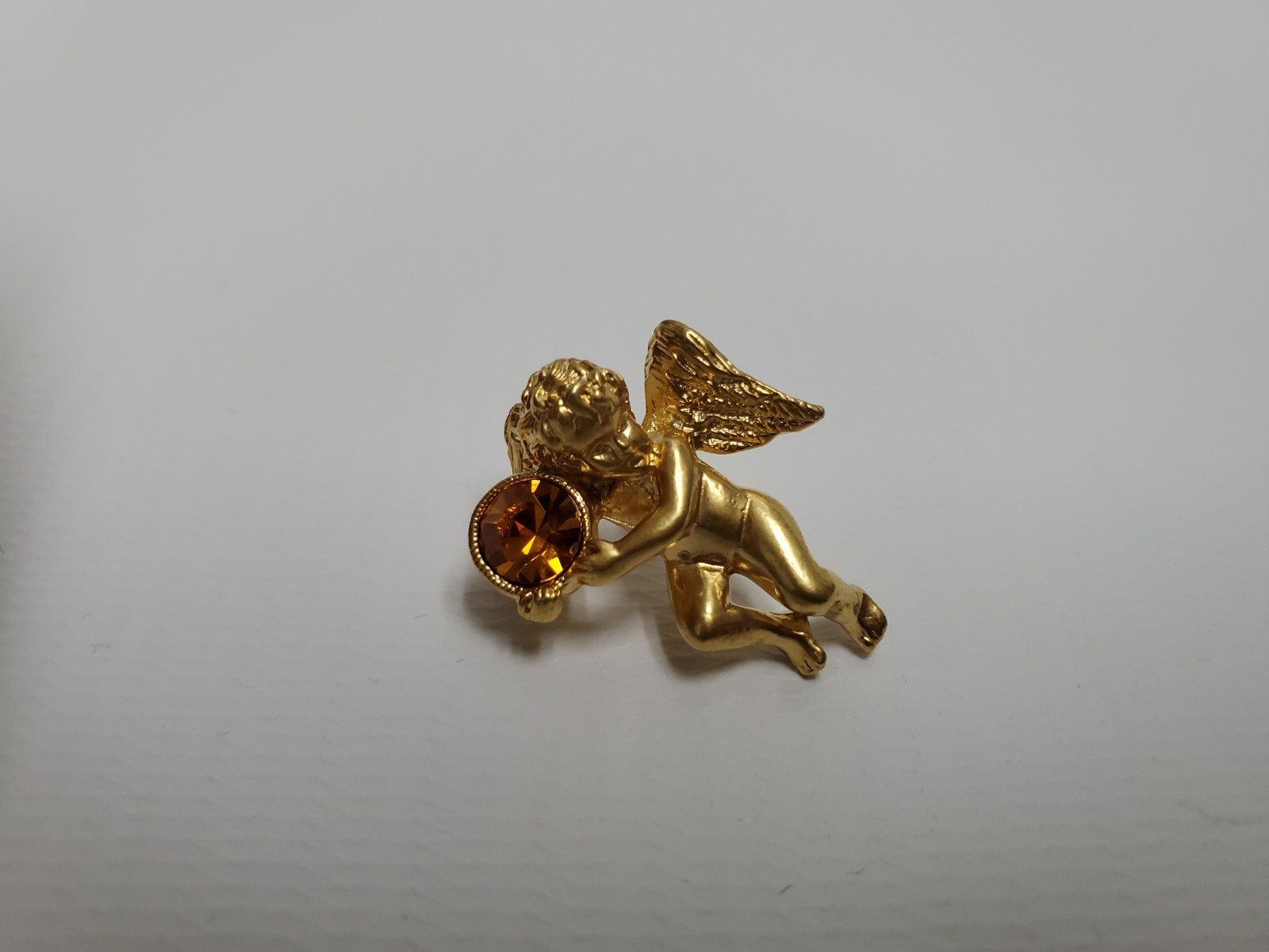 Vintage 1996 Avon Cherub Angel Lapel Pin Gold Tone Yellow November Birthstone