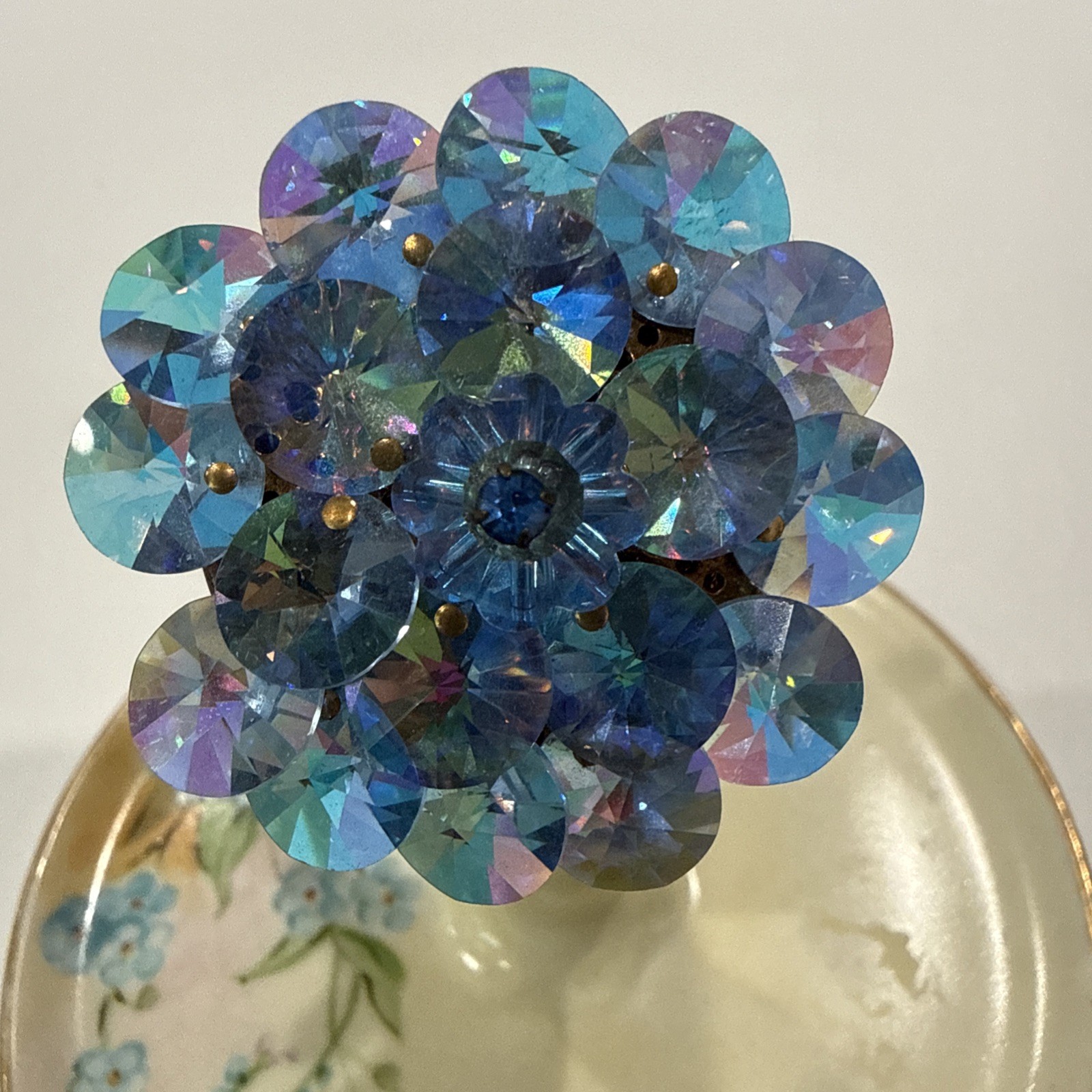 Vintage Blue Tones Rivoli Bead Flower Brooch – VENDOME Inspired
