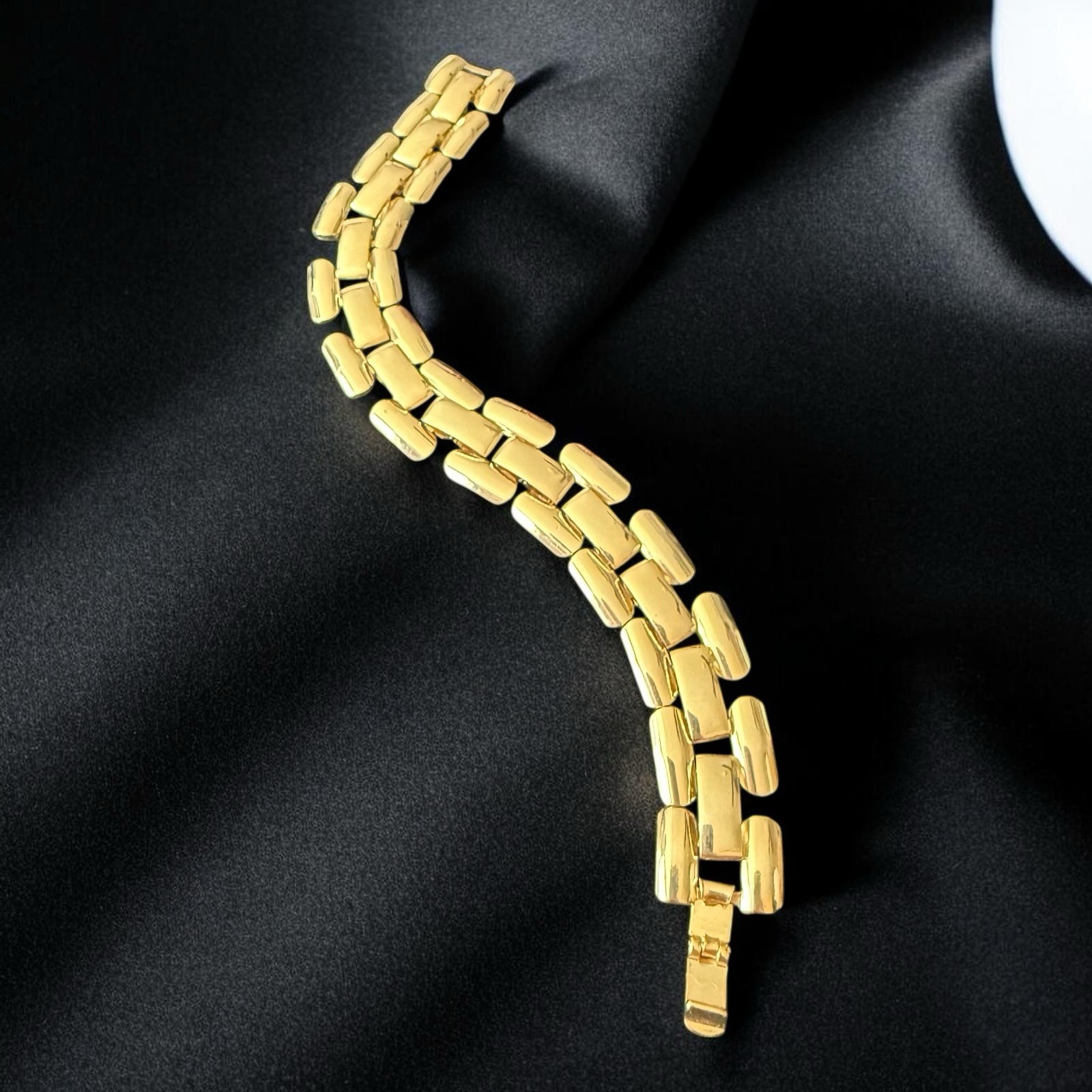 Gold Tone Bracelet Chunky Mid Century Vintage Articulated Link