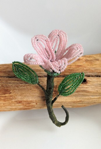 Vintage Handmade PINK Petal Seed Bead Flower Brooch 3¾” Pin GREEN Leaves Stem