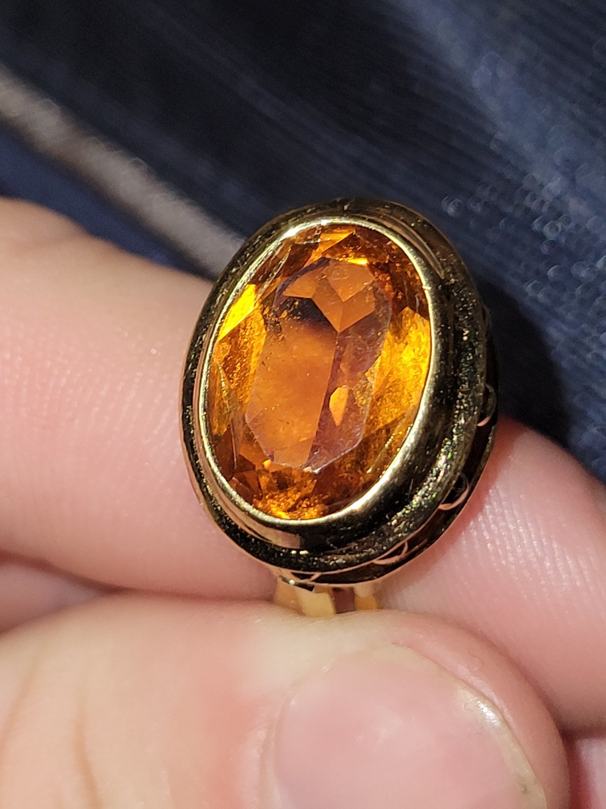 Vintage Citrine Clip On Earrings I Believe They Are Gold Plated Not Sure As-Is