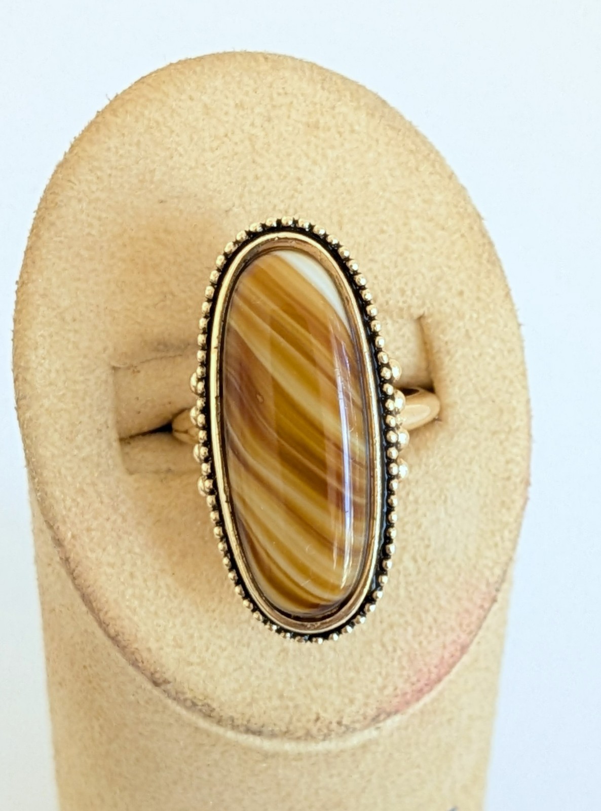 Avon 1978 Shimmering Sands Ring Brown Faux Agate Gold Tone Size 6