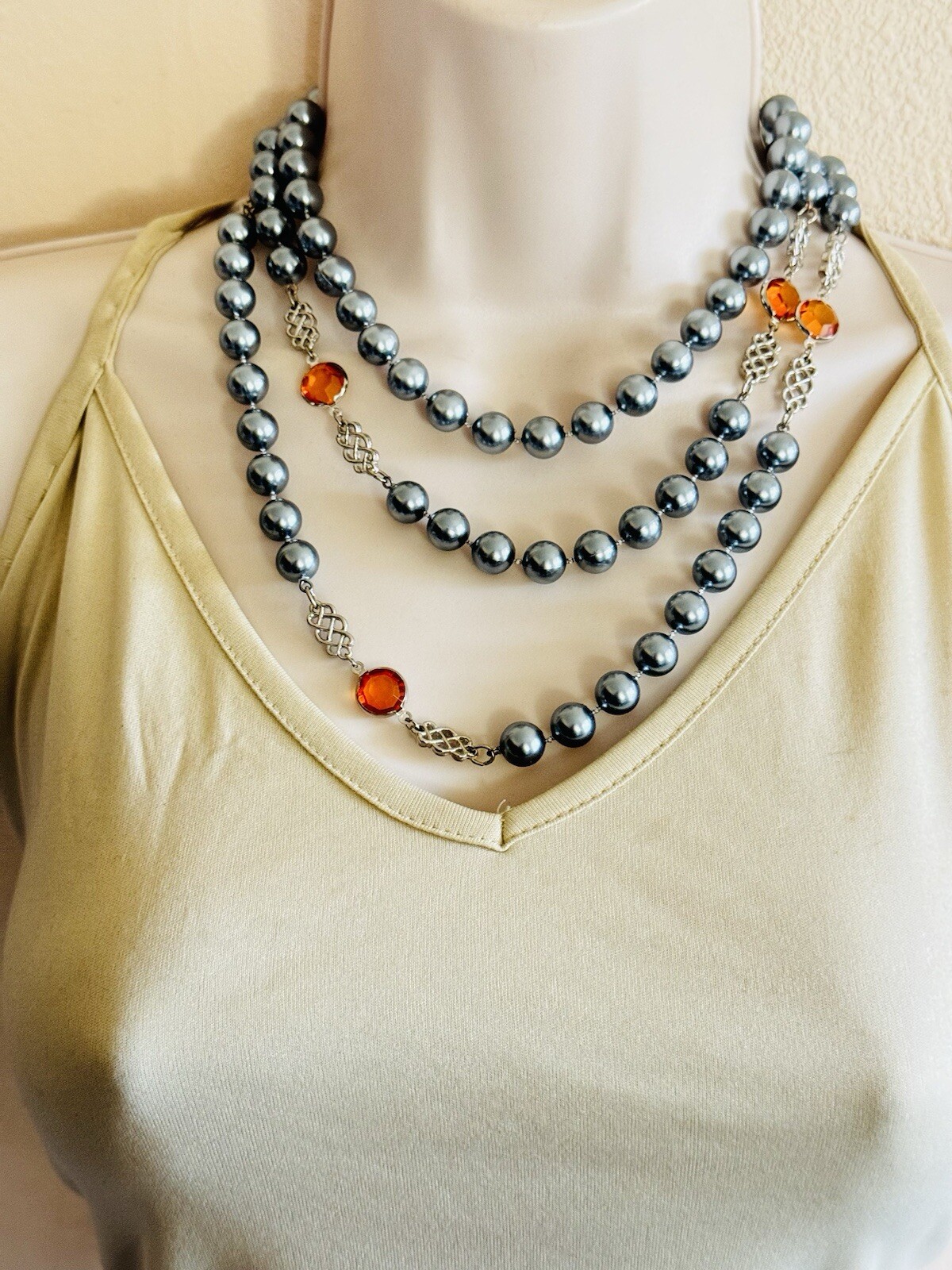 VTG Open Bezel Necklace pearl strand Acrylic Silver Extra Long Runway Beaded 80s