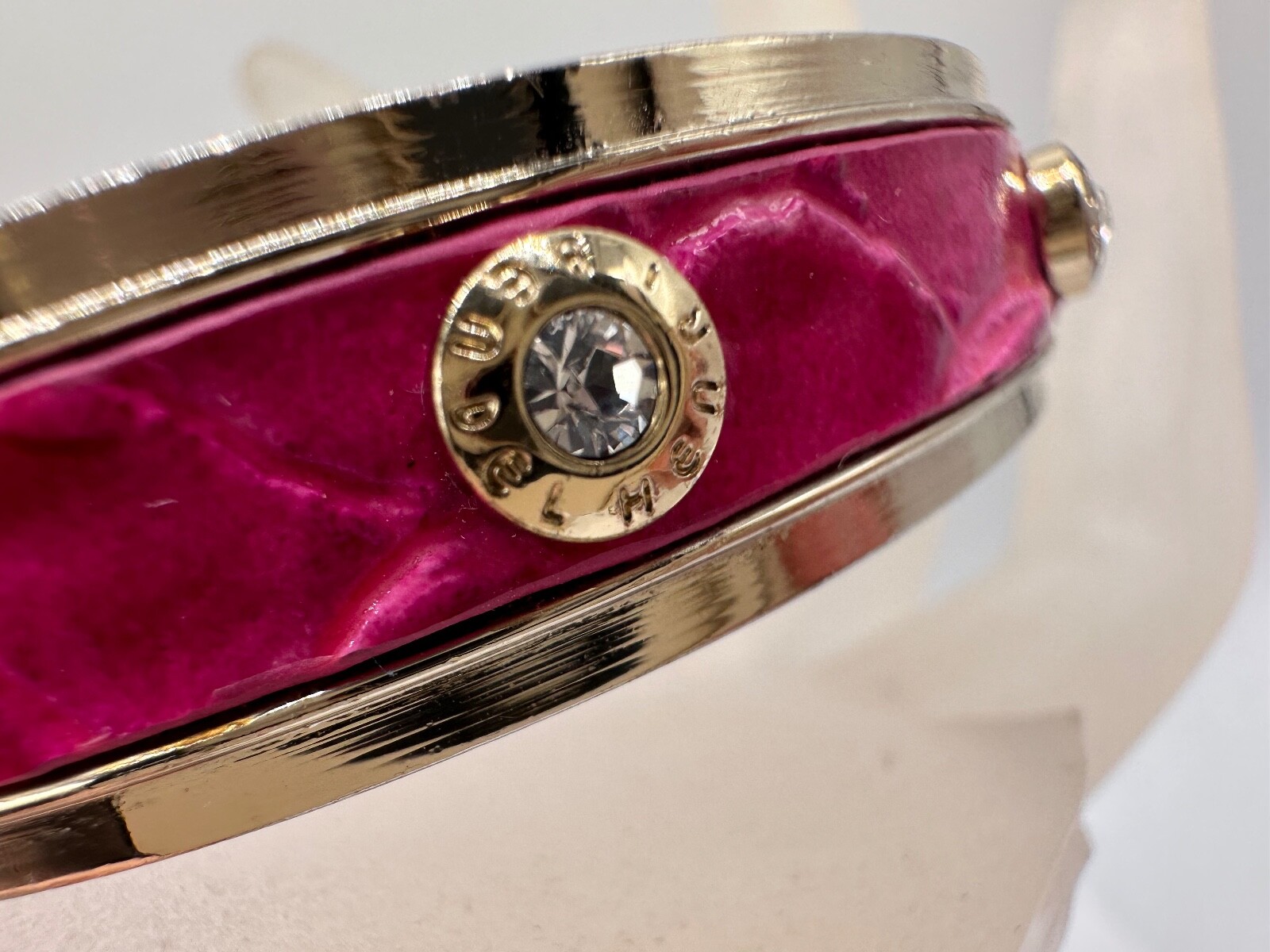GOLD PLATED CRYSTAL FUCHSIA PINK FAUX SNAKE SKIN HENRI BENDEL NY SIGNED BRACELET