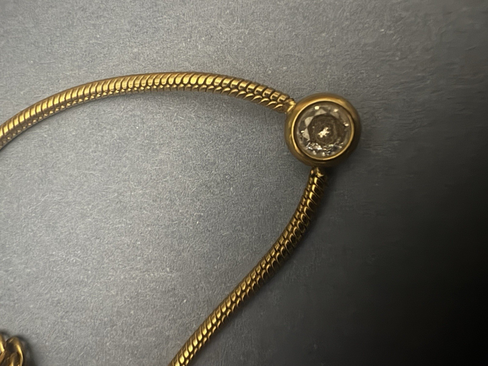 VTG Gold Tone Bezel Set Small Round CZ On A Snake Chain 16in With 3In Extender