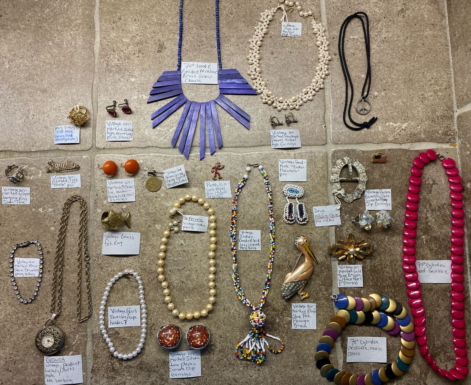 LOT of 28 Vintage Jewelry Necklaces, Rings, Earrings, Pins Rhinestone, Pearls
