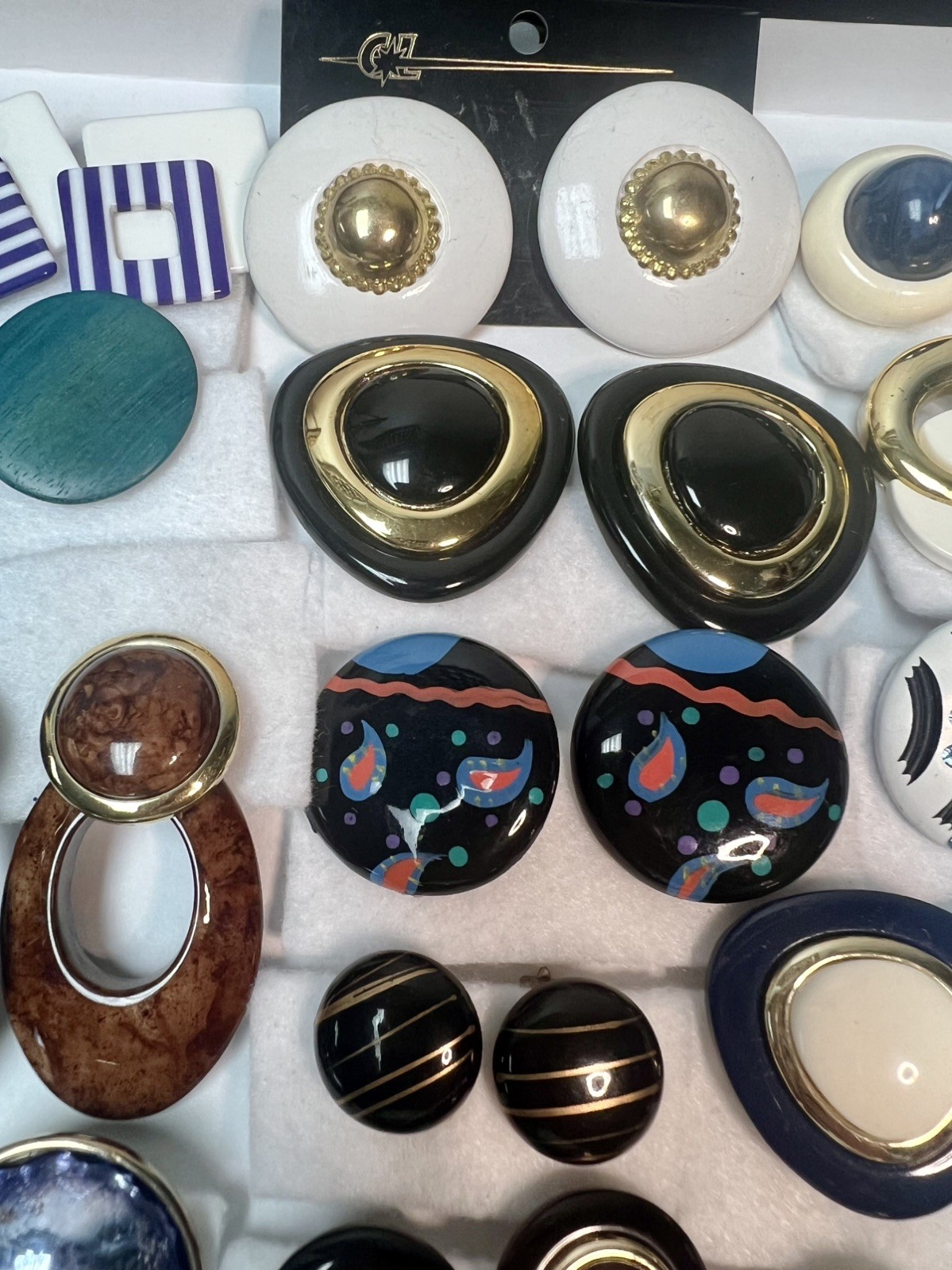 Vintage 70s/80s Bold Chunky Statement Clip-On Earring Lot of 35 lucite acrylic