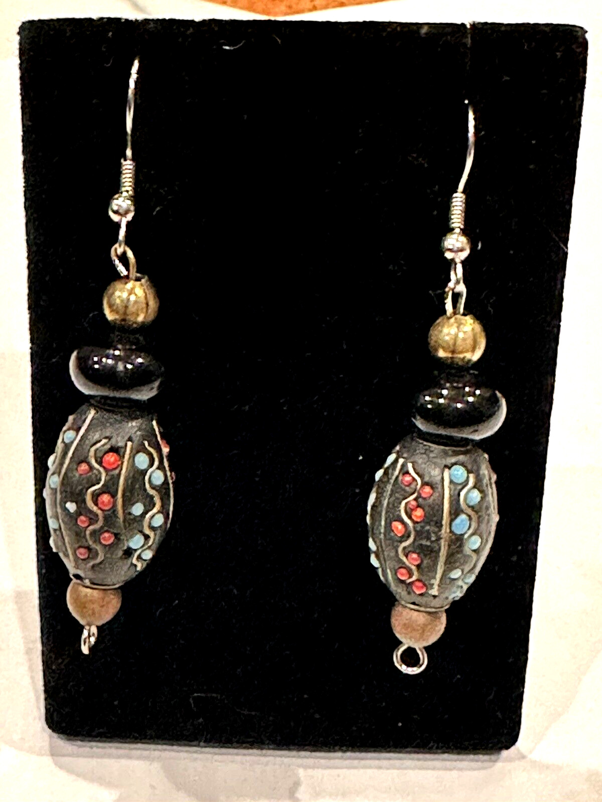 VINTAGE KASHMIRI DANGLE & GREEN LUCITE EGG OVAL FRENCH WIRE EARRINGS LOT 2 PAIR