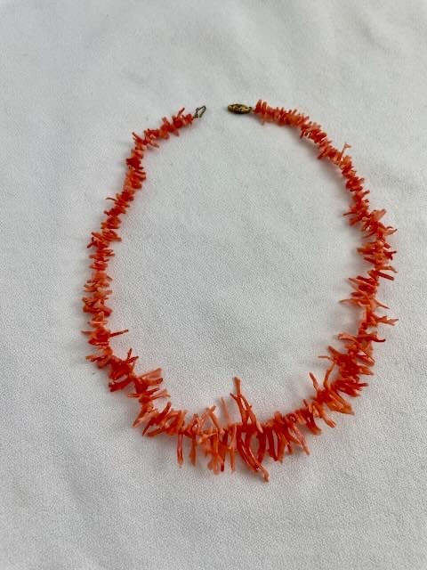 Vintage Branch Coral Necklace Salmon Color Graduated 17″ Long
