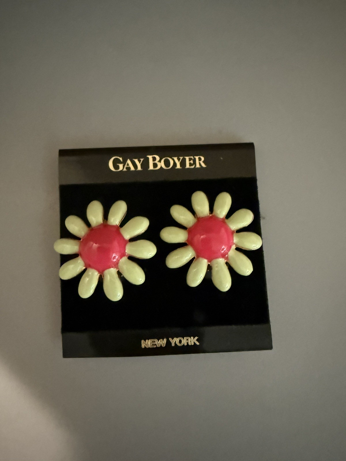 Gay Boyer Green Daisy Flower Enamel Clip Earrings New Vintage