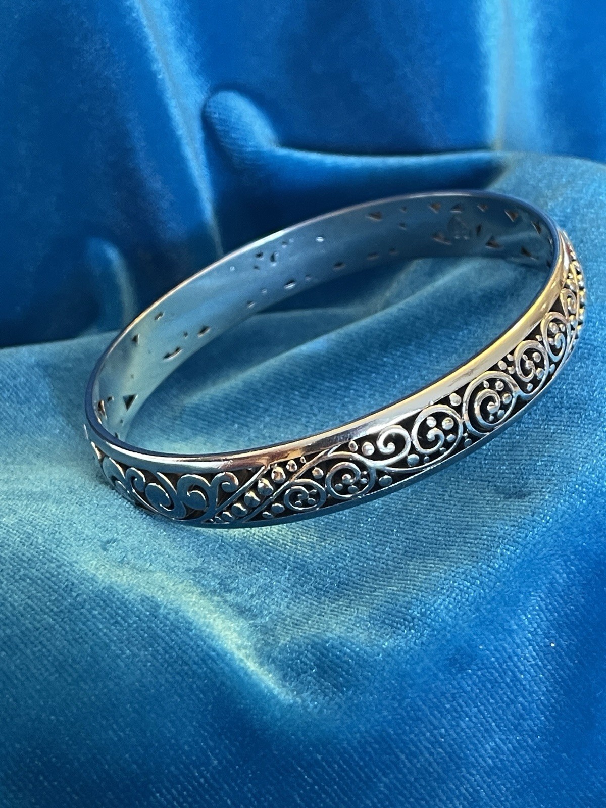 Vintage Brighton Silver Plated 8 1/4” Bangle Bracelet Fillagree Signed 20 1/2cm